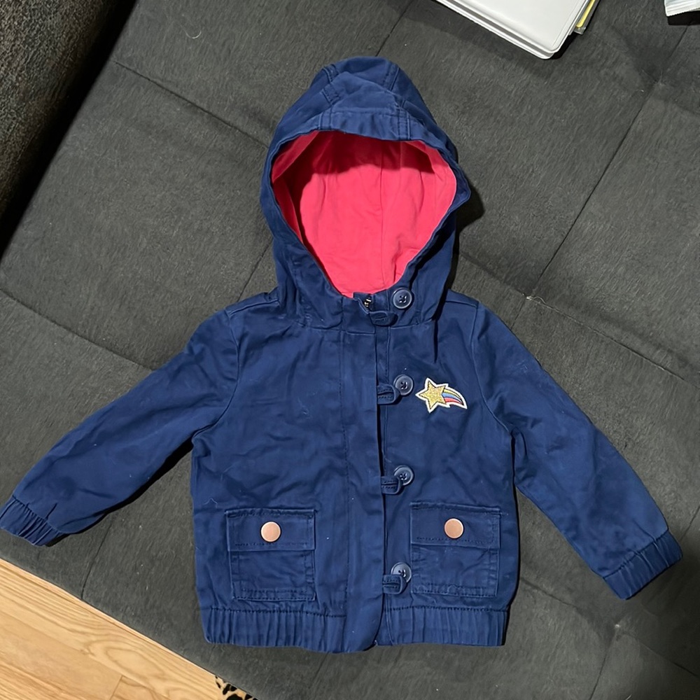 Oshkosh B’gosh Lightweight HoodedJacket. Barley worn excellent condition
